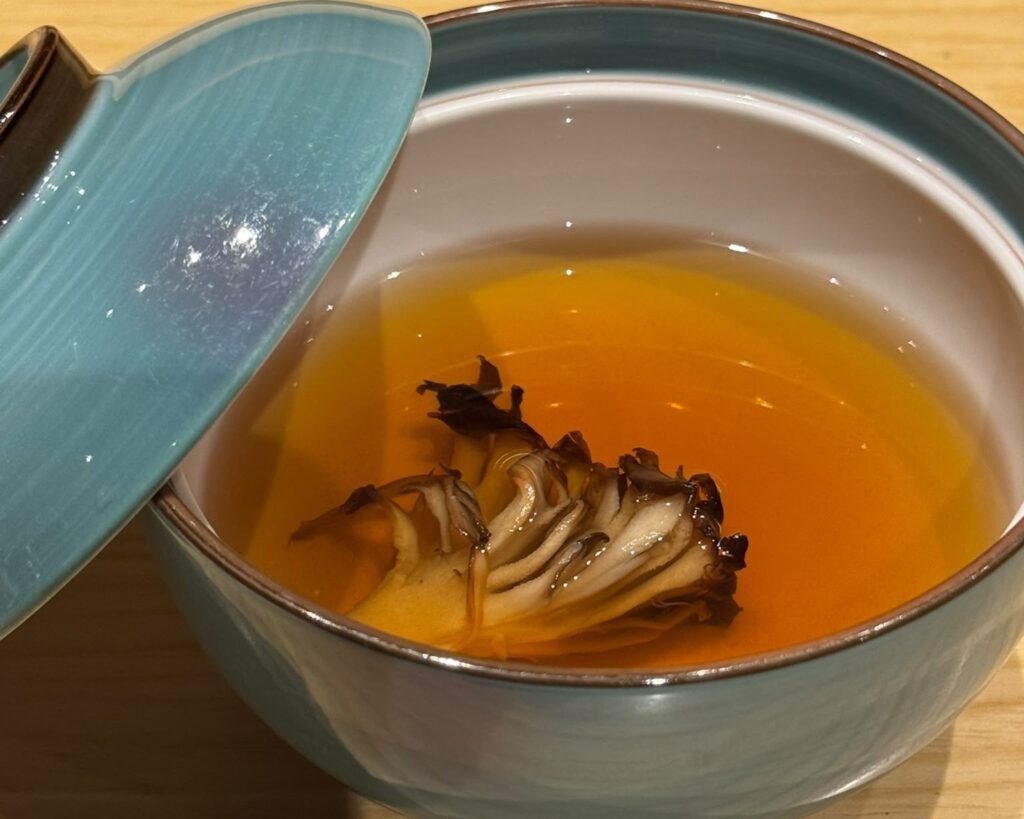 灣仔Omakase推薦│天鮨Ten Zushi一位難求的秘密 主廚Kenji的熟成魚壽司哲學 whatsapp image 2026 09 07 at 1.02.13 pm6